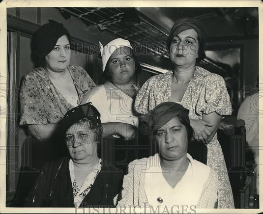 1933 Press Photo Mrs. Gerardo Nachado,Mrs. Elisa Sanchez,Mrs. Ramon Grau - Historic Images