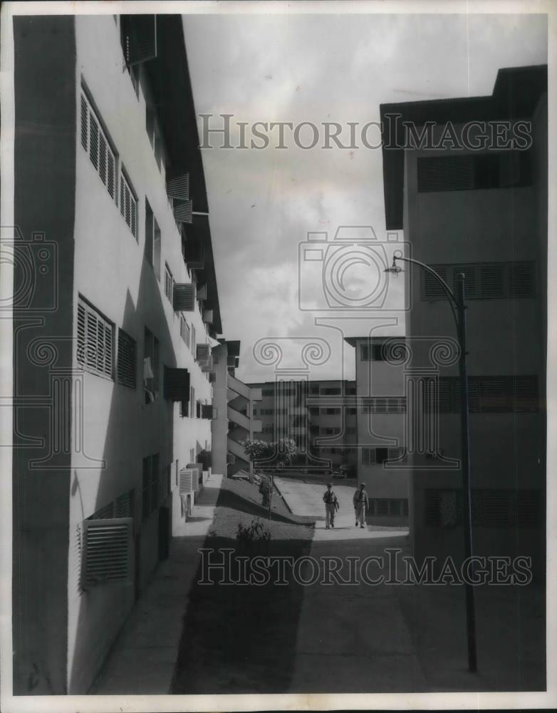 1953 Press Photo Pedro Camejo Low Income Dwellings in Caracas Venezuela - Historic Images