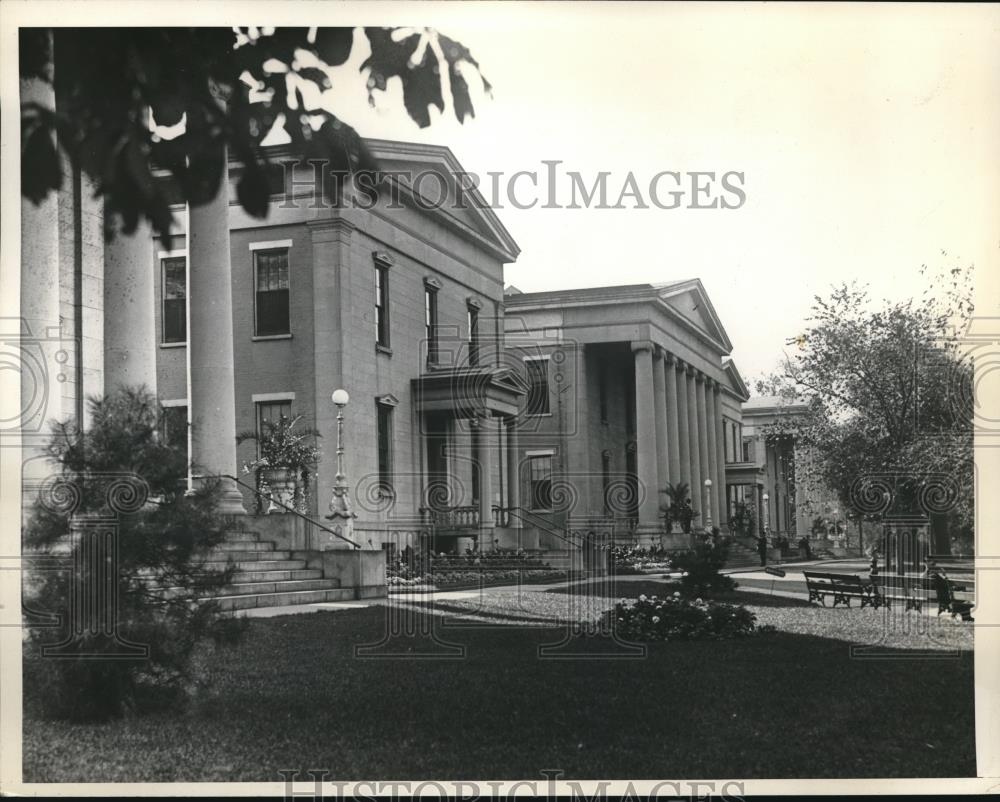 1933 Press Photo Staten Island homesin NY Saviors Snug Harbor - neb94531 - Historic Images