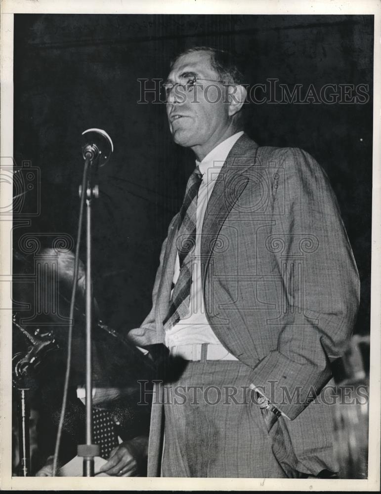 1938 Press Photo Warren Simpson Thompson Talks at Townsend Convention - Historic Images