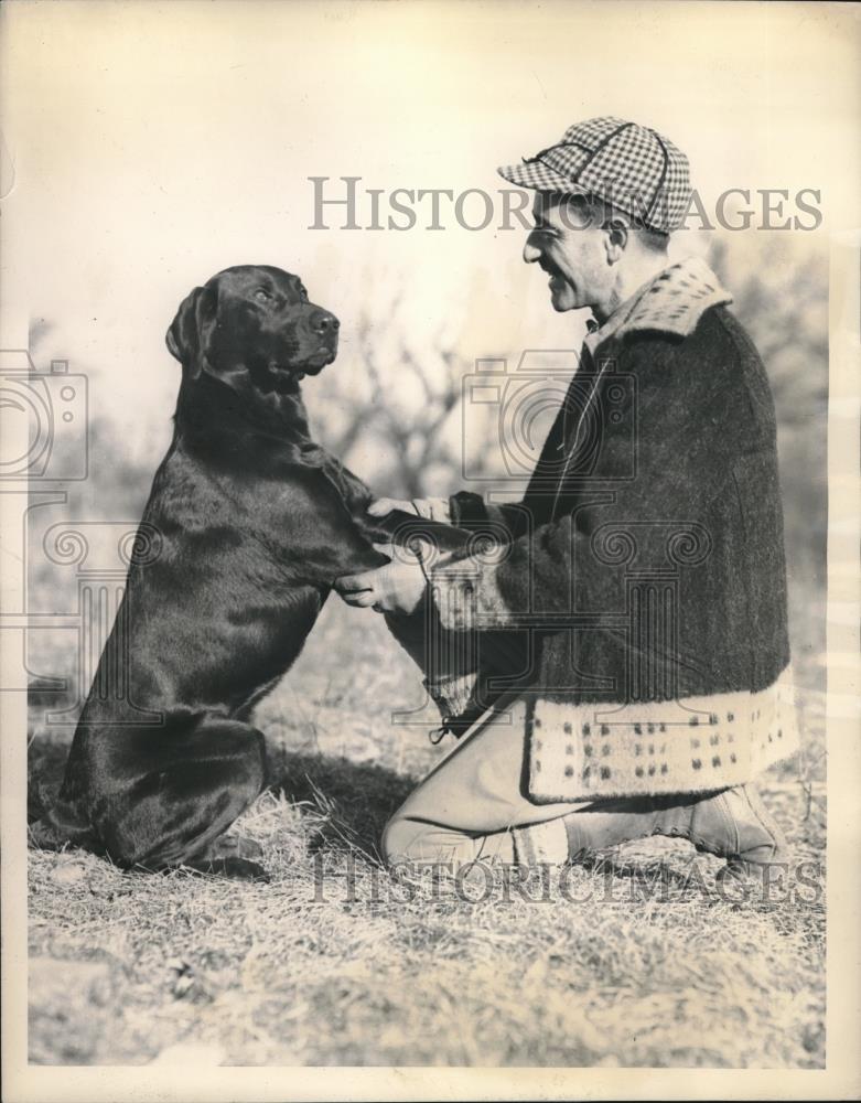 1943 Press Photo Bob Becker with Dawn of Kezar on Chats About Dogs - neb94855 - Historic Images