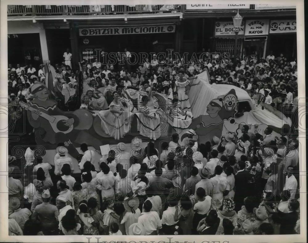 1946 Press Photo Panamanians Celebrate First Festival Thrown In Four Years - Historic Images