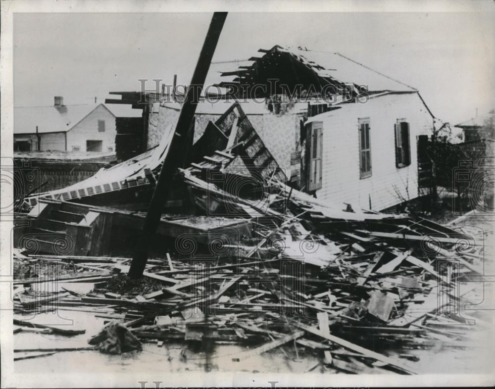 1934 Press Photo Tornado damage in New Orleans - neb74614 - Historic Images