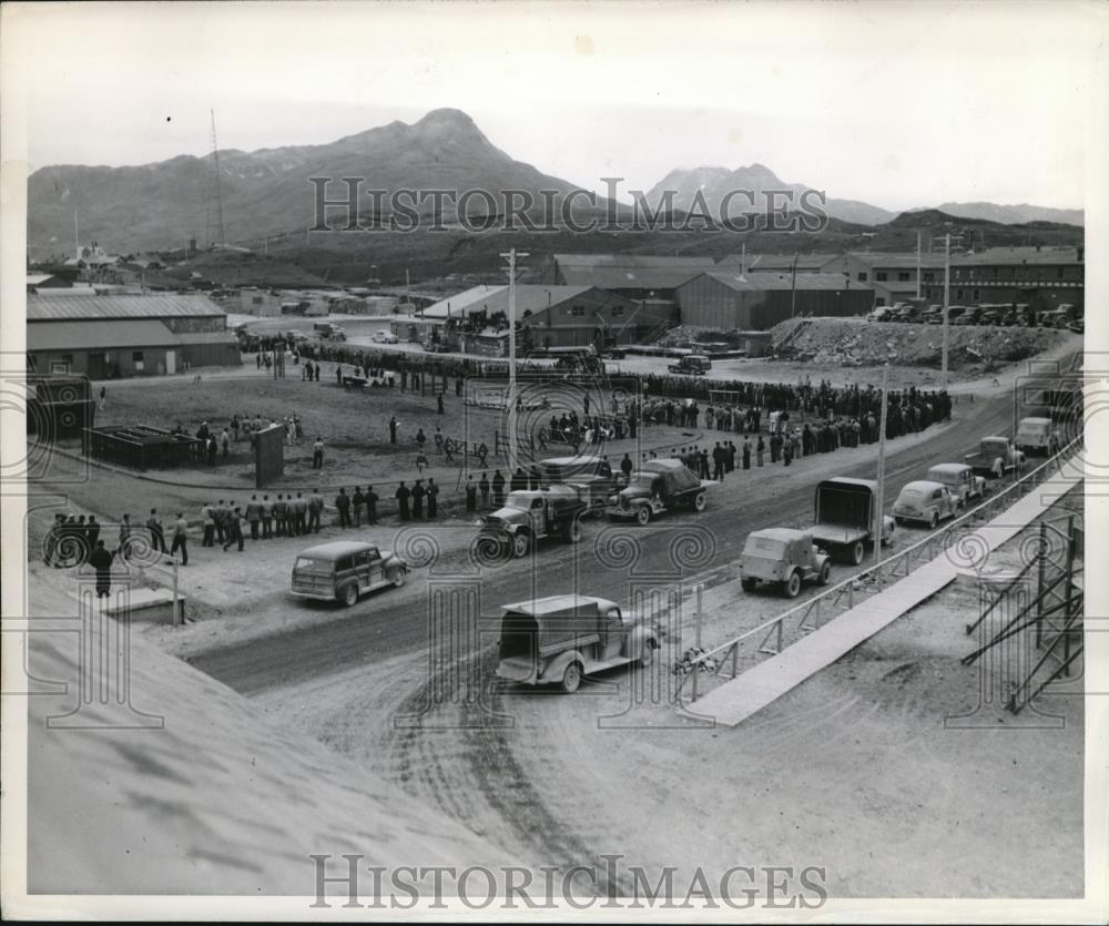 1944 Press Photo Overhead View Of Aleutians First Track MEet - Historic Images