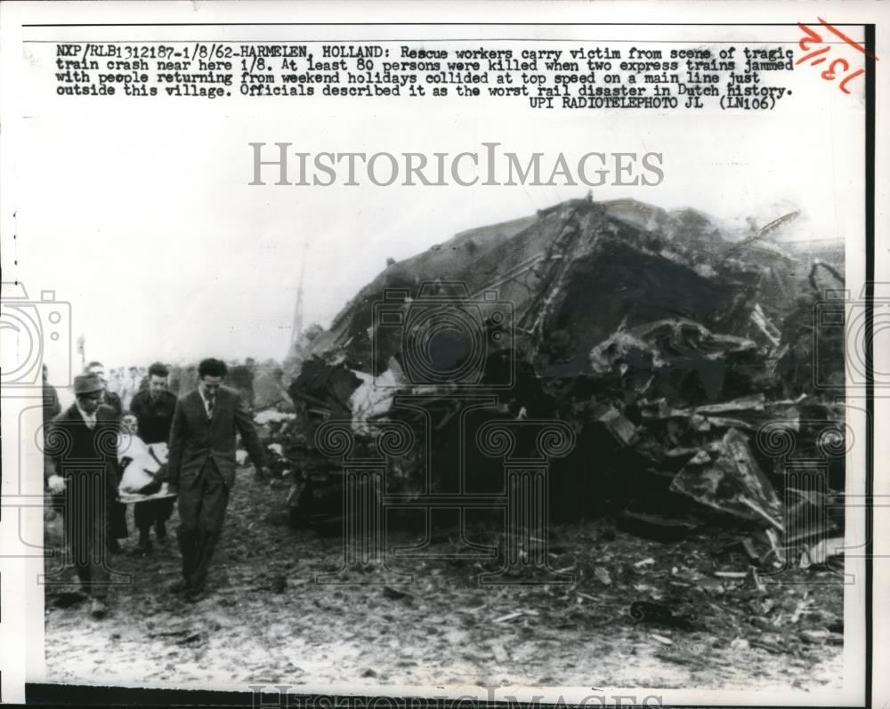 1962 Press Photo Holland Rail Road Wreck Express train - Historic Images