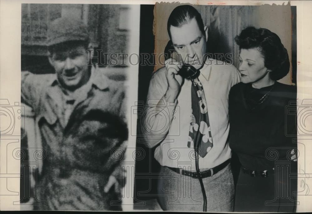 1949 Press Photo Mr. &amp; Mrs. Franciso Dobson Receive Telephone Condolence - Historic Images