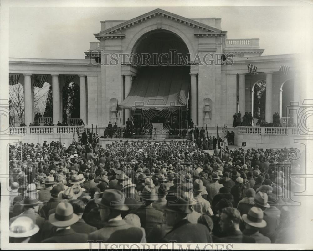 1932 Press Photo Tomb of the Unknown Soldier, Arlington, Va speaker PJ Hurley - Historic Images