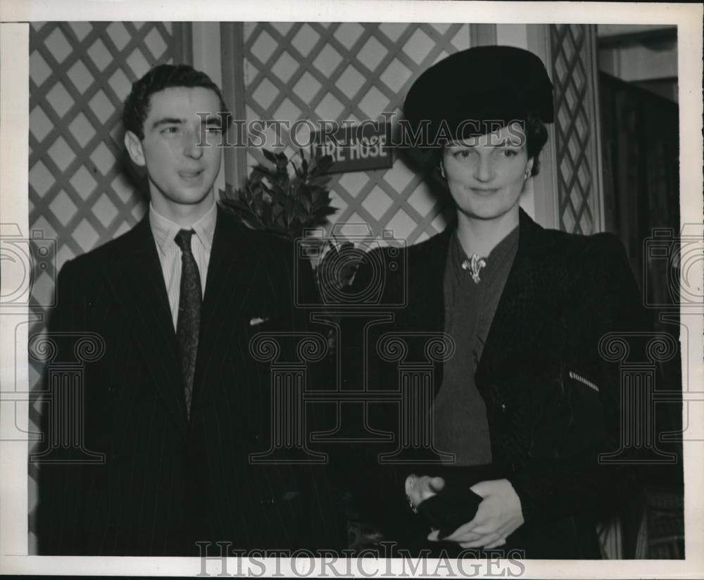 1938 Press Photo Mrs Anthony Eden &amp; Brother Sir Martyn Beckett - Historic Images