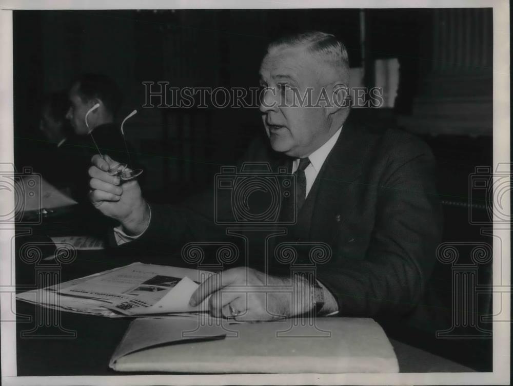 1938 Press Photo Capt. Keegan testifies at Dies Committee on UnAmerican activity - Historic Images