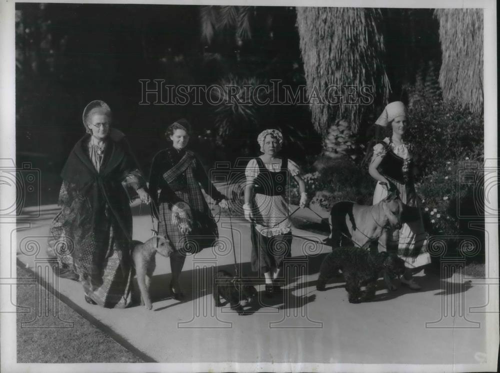 1935 Press Photo Silver Bay Kennel Old Dog Show at California International Expo - Historic Images