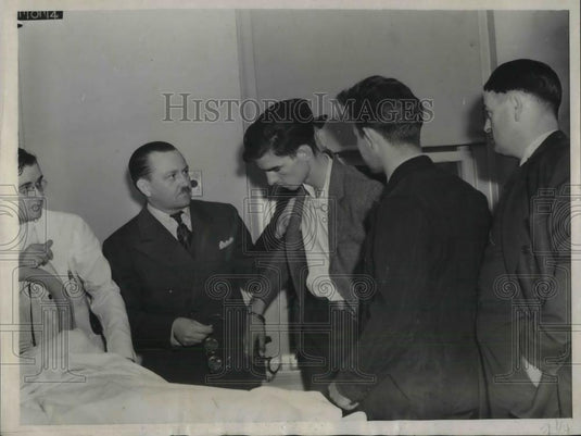 1939 Press Photo Edward Geary Mine Owner Had to Identify Bandits Kidnapped Him - Historic Images