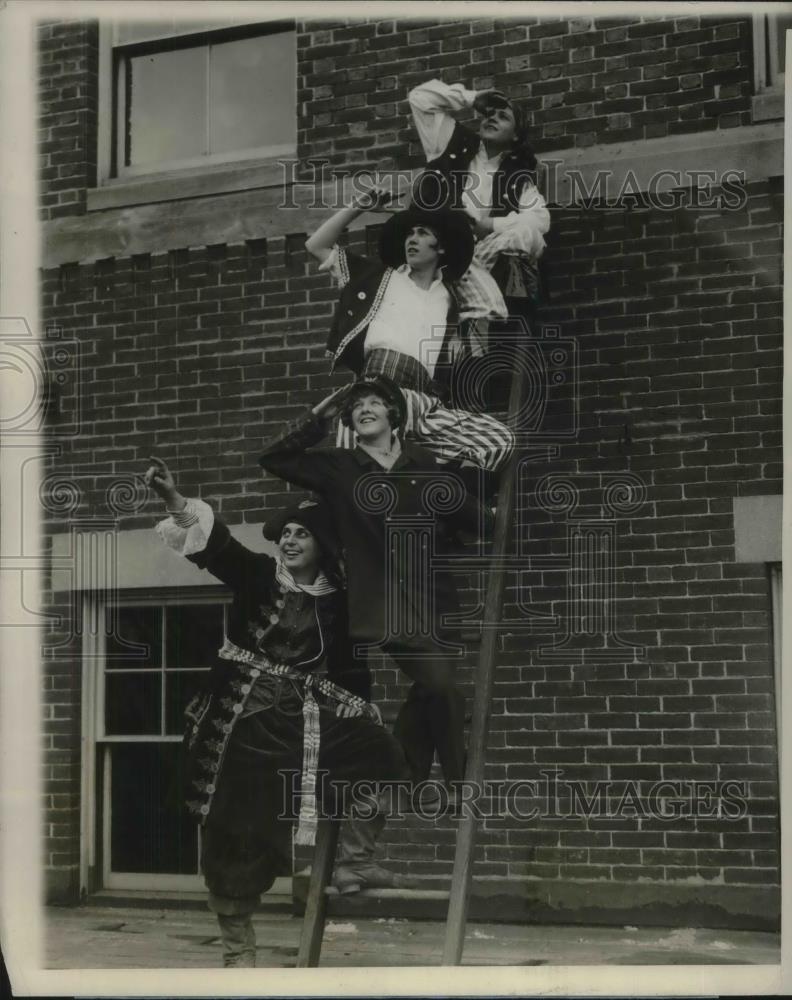 1928 Press Photo Grace Vanderhof Philadelphia Phyllis Hisgen Ethel Brower - Historic Images
