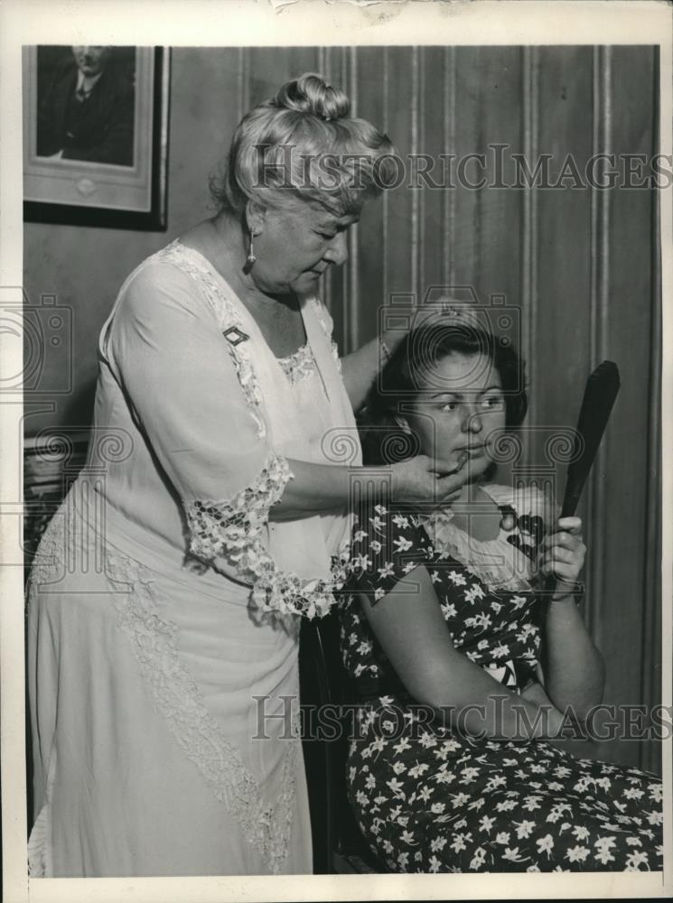 1931 Press Photo NYC. Ernestine Schumann-Heinke &amp; granddaughter Zelda - Historic Images