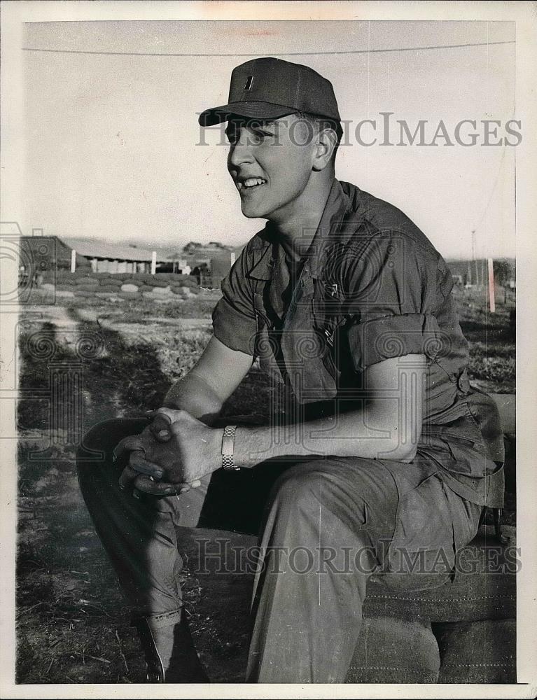 1967 Press Photo Soldier Cecil Holland in uniform - Historic Images