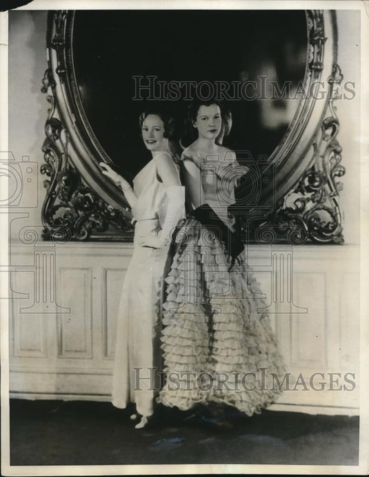 1931 Press Photo Shirley Newbould, Mary Frances Hill, Hollins College students - Historic Images