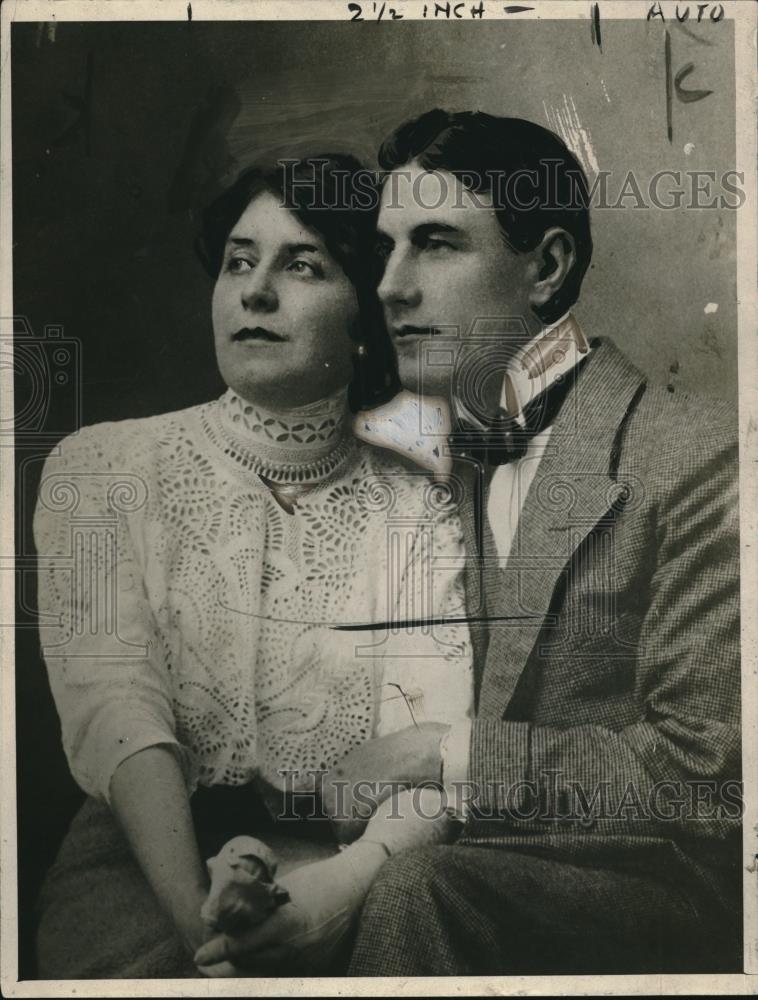 1918 Press Photo Comte Clairmont &amp; Mrs Mix, nabbed as spies - nec07810 - Historic Images