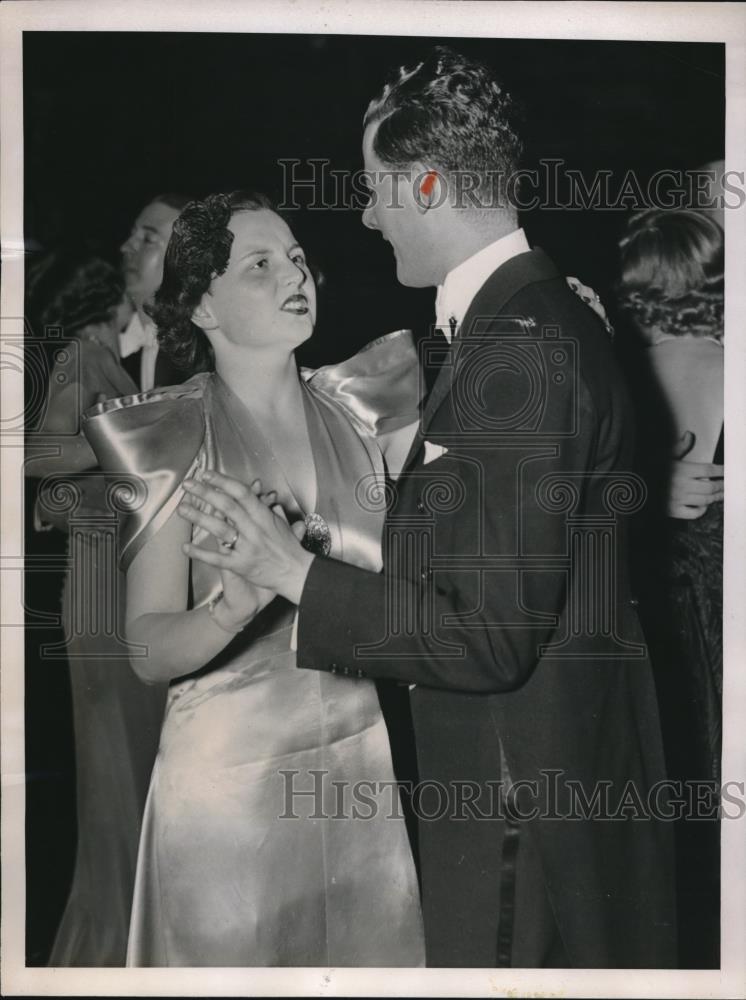 1937 Press Photo Miss Virginia Ehret Walter Mons Jr. dances at Baghdad Ball - Historic Images