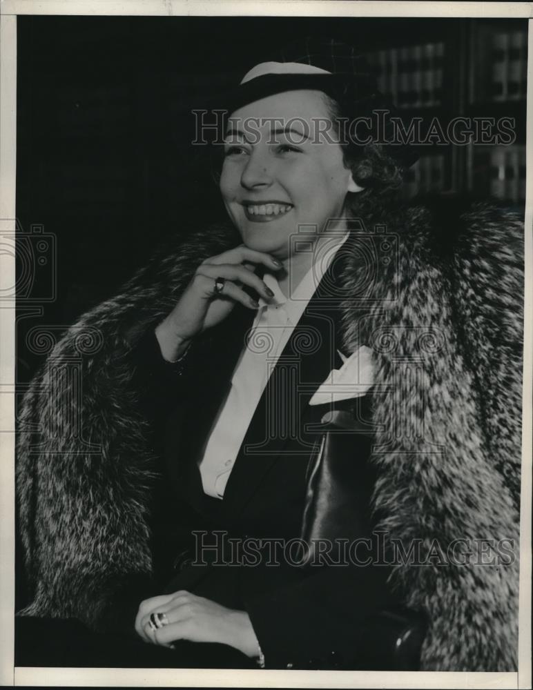 1937 Press Photo Mary Kirk Browns - nec07740 - Historic Images