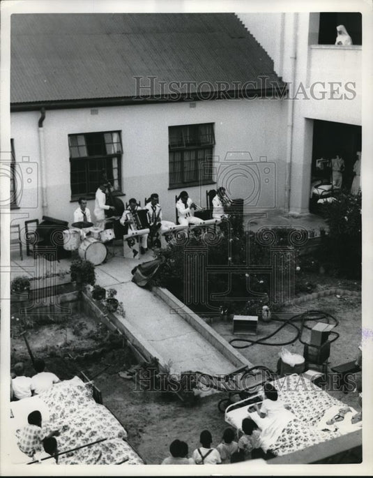 1961 Press Photo Recife, Brazil hosts band od flotilla four which entertained. - Historic Images
