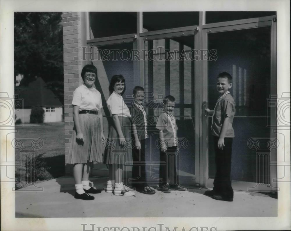 1959 Press Photo LakewoodSt Clement school, Lauren,Tracy,Kelly,Riley,Ellen Rowes - Historic Images