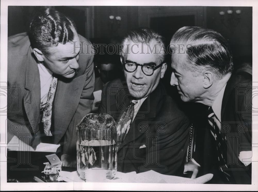 1951 Press Photo Eric Johnston appears befor the house AG committee - Historic Images
