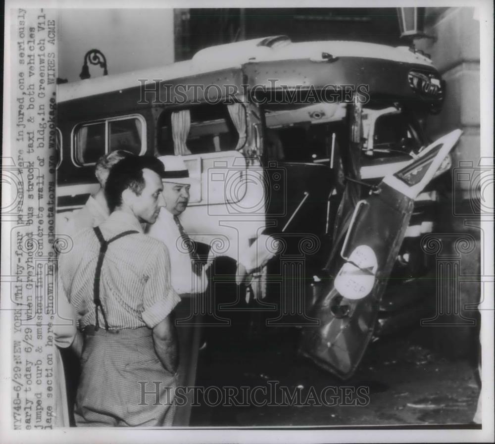 1946 Press Photo Bus Accident with Taxi in New York - nec06773 - Historic Images