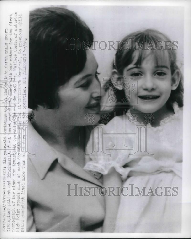 1969 Press Photo Cinncinati, Ohio Christine Corhn, age 6 had heart transplant - Historic Images