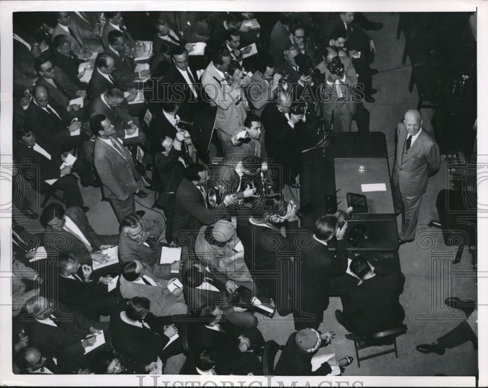 1957 Press Photo Pres Dwight Einsenhower Press Conference - nec07556 - Historic Images