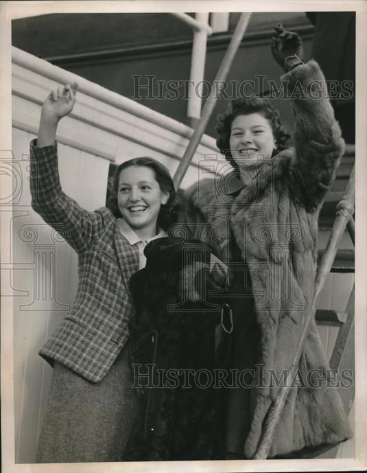 1939 Press Photo Jean Shackter of Markham Grammer School & Shannon Greene - Historic Images