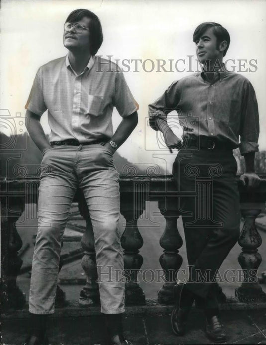 1970 Press Photo Stanford campus, England,Lee Foreman & John Scadding - Historic Images