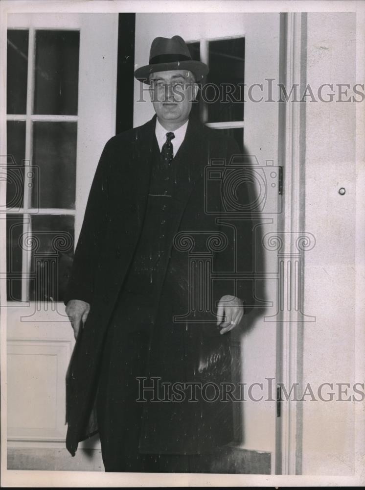 1937 Press Photo Asst Sev of Navy, Charles Edison at the White House in D.C. - Historic Images