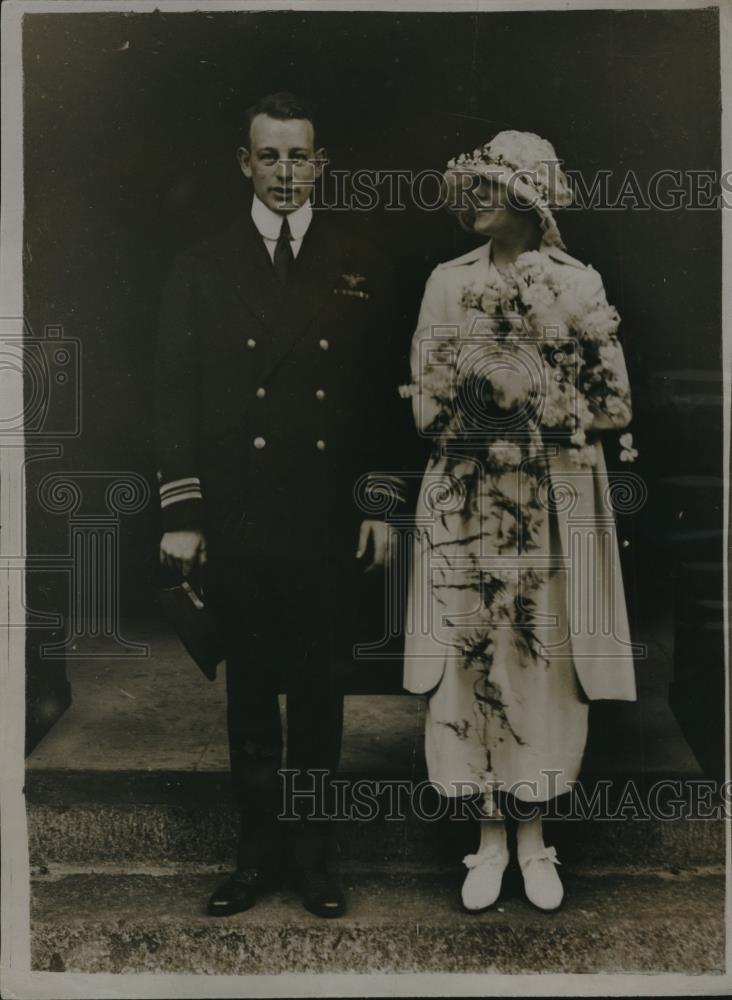 1920 Press Photo Wedding of Miss Max Tresmond at St. Georges Hanover Square - Historic Images