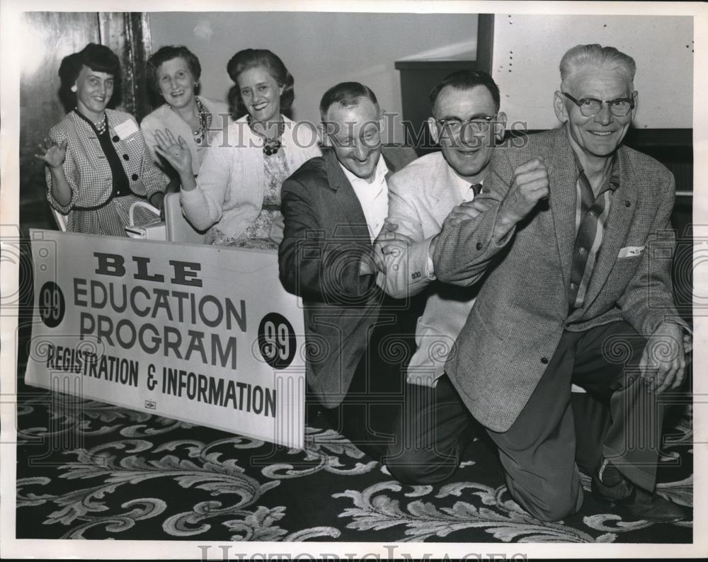 1952 Press Photo Old Timers Excited About BLE Education Program Registration - Historic Images