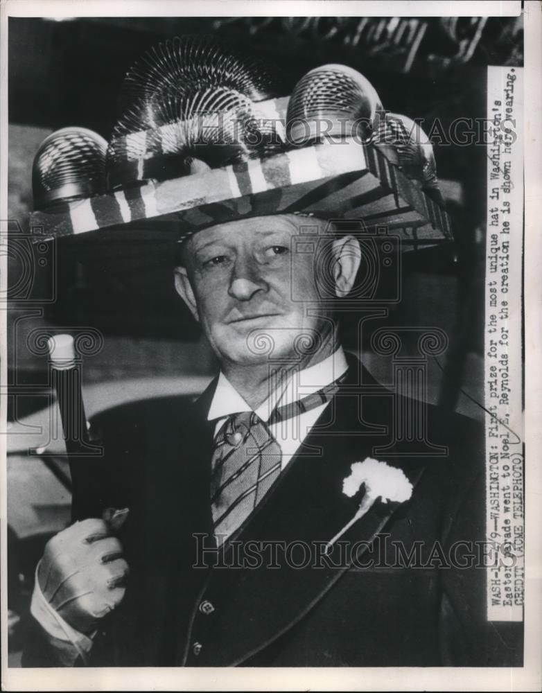 1950 Press Photo Noel Reynolds Wins Most Unique Hat in Washington Easter Parade - Historic Images