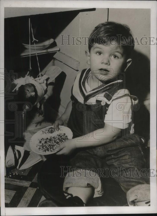 1932 Press Photo JA Waltman & Elmer the Pigeon Fractured Bone - Historic Images