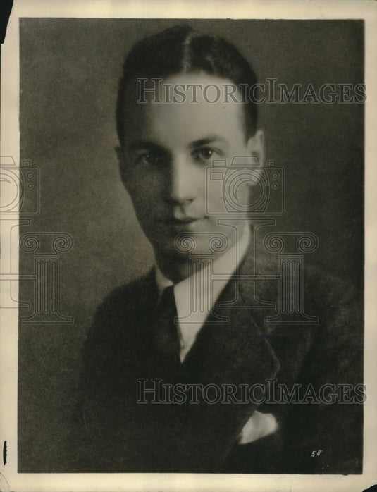1923 Press Photo Former Engineering Student John Deacon Joins Roxy's Gang - Historic Images