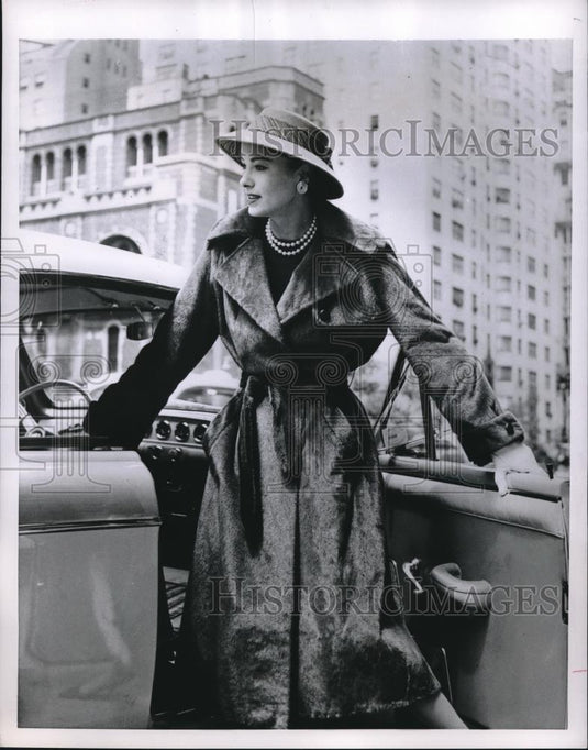 1956 Press Photo Fashionable Trench coat - Historic Images