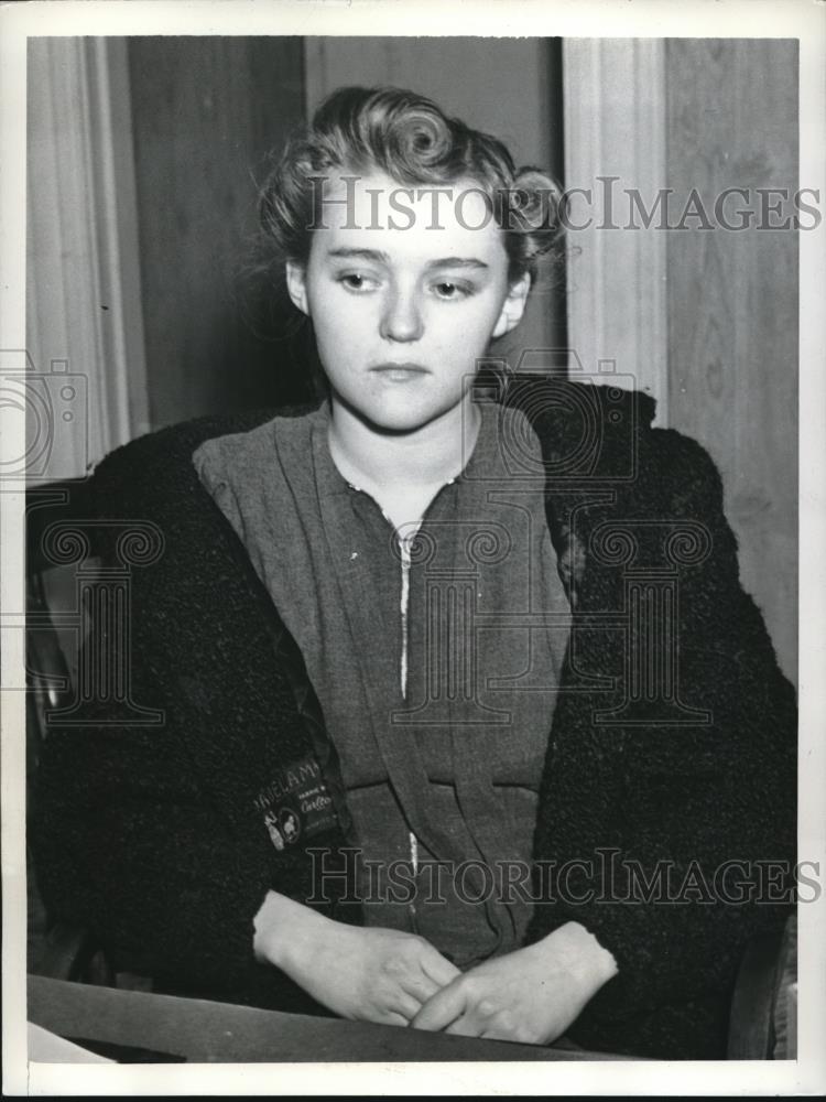 1941 Press Photo Mrs. Frances Kubelka Held as Fence for Kid Robber Gang - Historic Images