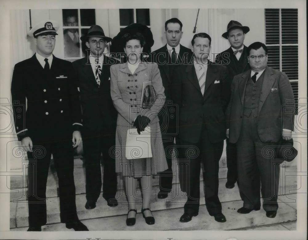 1945 Press Photo Delegates of New York State CIO at White House - Historic Images