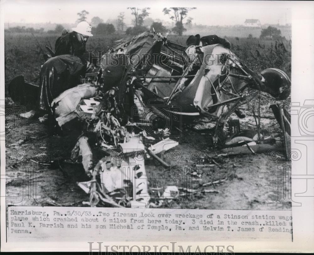 1953 Press Photo Wreckage of Stinson Station Wagon Plane, 3 died in the crash - Historic Images