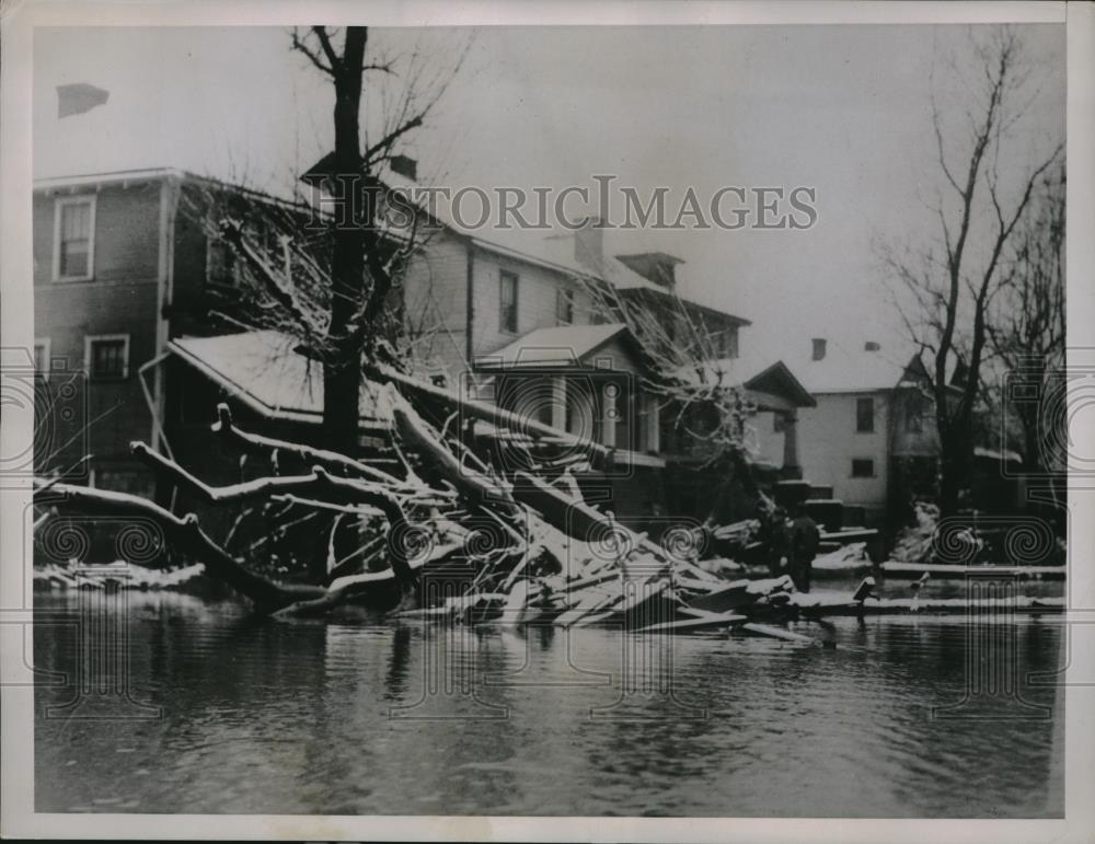 1936 Press Photo Swollen Ohio River Floods Wheeling W Virginia - nec15489 - Historic Images