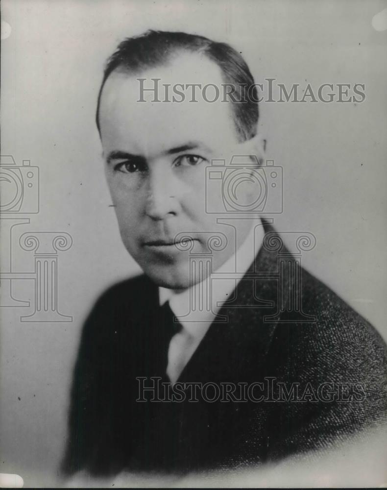 1928 Press Photo M.R. Benedict Of The West Balding Businessman In Suit - Historic Images