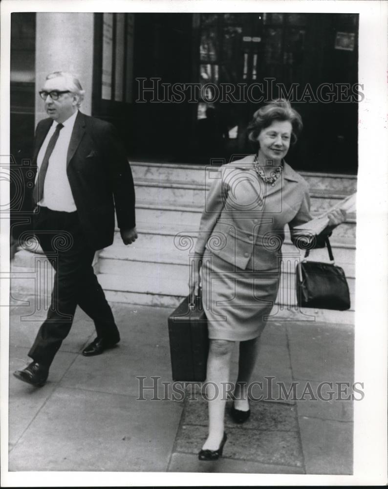 1970 Press Photo Barbara Castle British Secretary Employment Productivity - Historic Images