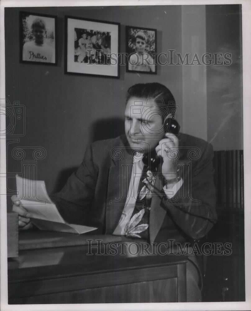 1954 Press Photo Ben Chapman State Mutual Life Insurance Agent In Massachusetts - Historic Images