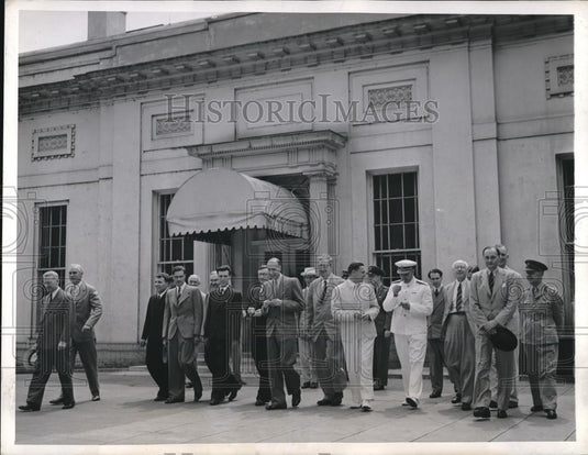 1944 Press Photo Security Talks Delegates Leave Roosevelt White House WWII - Historic Images
