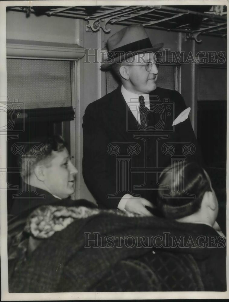 1937 Press Photo 18 Democrats taken to prison for voting fraud - nec29273 - Historic Images