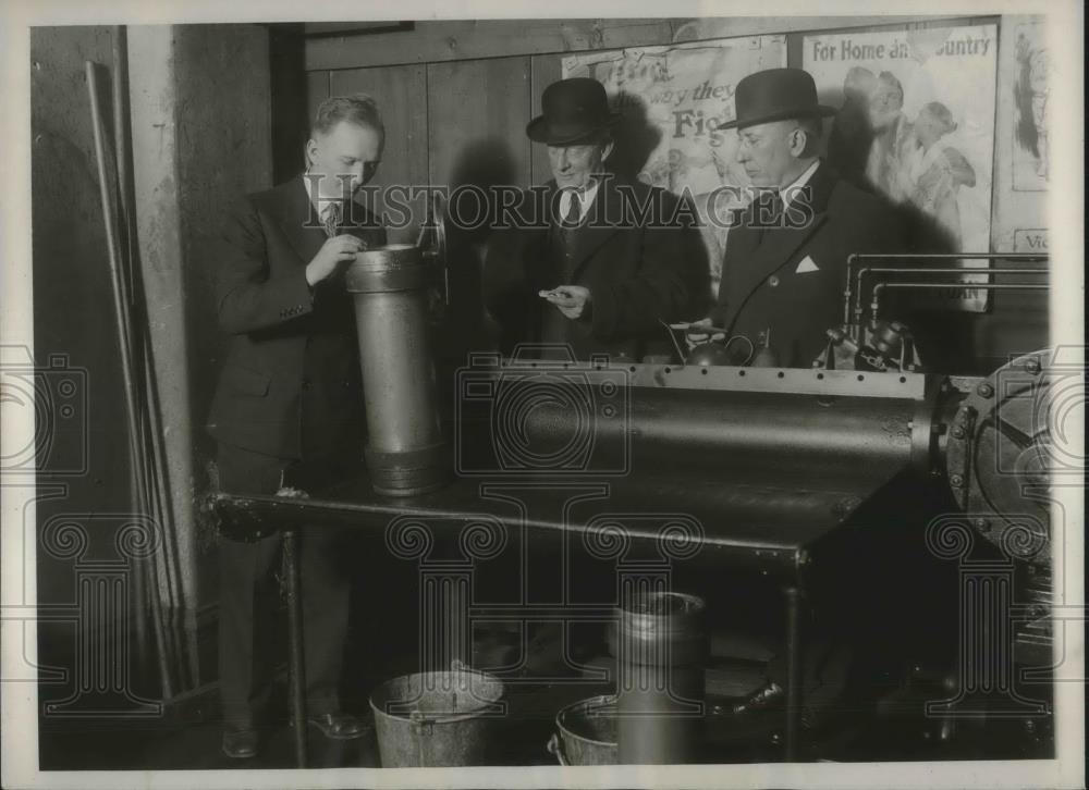 1930 Press Photo - nec28818 - Historic Images