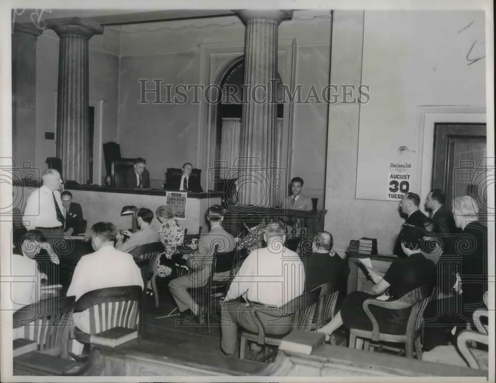 1938 Press Photo Inquest Into Horror Deaths of Convicts Philadelphia Co. Prison - Historic Images