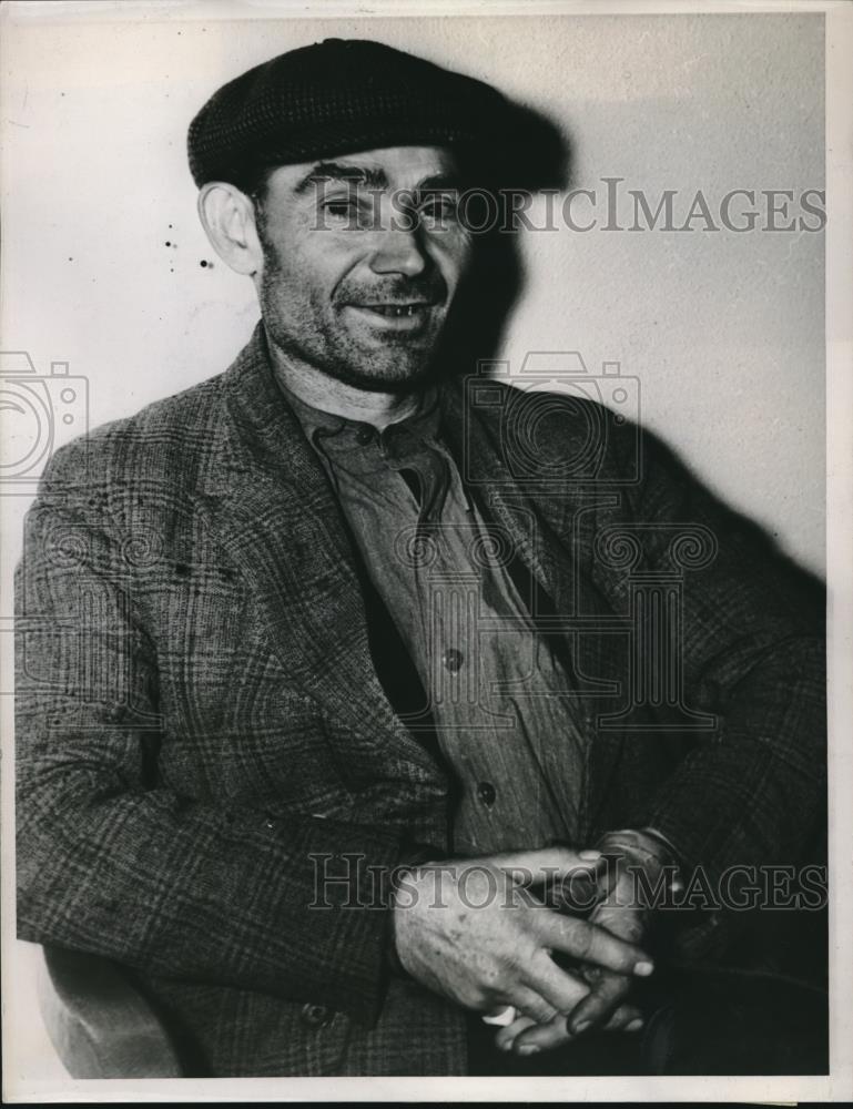 1939 Press Photo Leslie Wheeler, Mrs. Daisy Tillitson - nec22551 - Historic Images