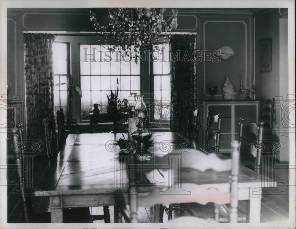 1950 Press Photo French dining table at Malabar Farm Mansfill - Historic Images